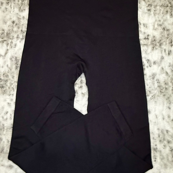 SPANX Pants - SPANX Seamless Leggings